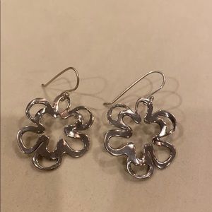 Silpada flower earrings